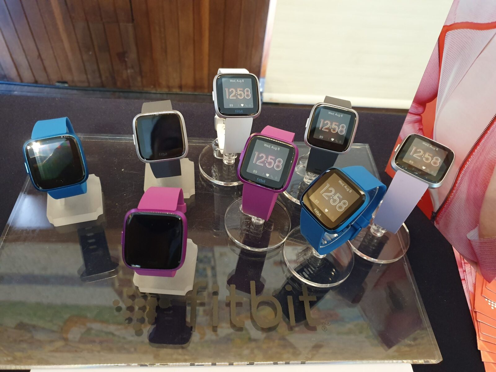 Pakai Smartwatch Fitbit diklaim bisa bikin kurus