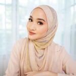 Kiara Leswara Berikan Tips Makeup Glowing Di Tokopedia Beauty Awards 2021