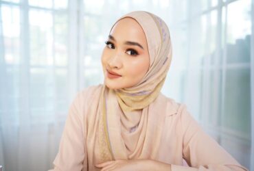 Kiara Leswara Berikan Tips Makeup Glowing di Tokopedia Beauty Awards 2021