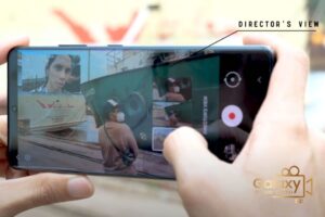 Angga Dwimas Sasongko manfaatkan salah satu fitur unggulan Galaxy S21 Series 5G ketika proses syuting Konfabulasi berlangsung