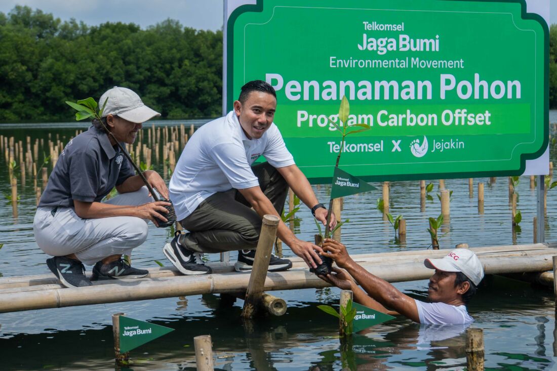 Telkomsel Jaga Bumi Luncurkan Program Carbon Offset