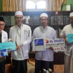 XL Axiata Salurkan 80 Unit Laptop ke Puluhan Ponpes di 7 Provinsi