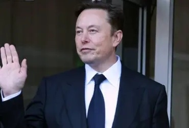 Elon Musk Implan Chip di Otak Manusia