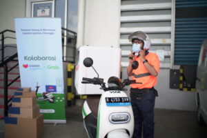 Foto 3 Mitra Pengantaran Lazada Logistics Menggunakan Motor Listrik Dari Grabwheels Untuk Mendukung Ekosistem Kendaraan Listrik