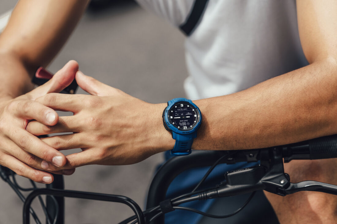 Garmin Instinct Crossover Dibekali GPS Multisport untuk Si Petualang