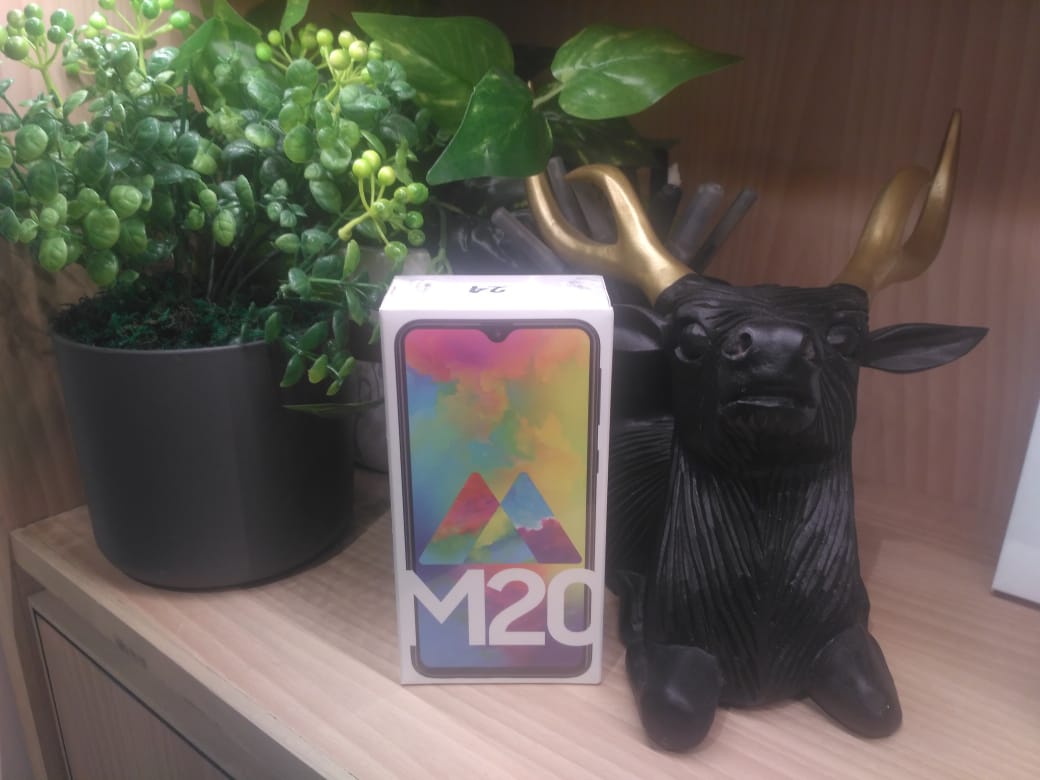 Samsung Galaxy M20