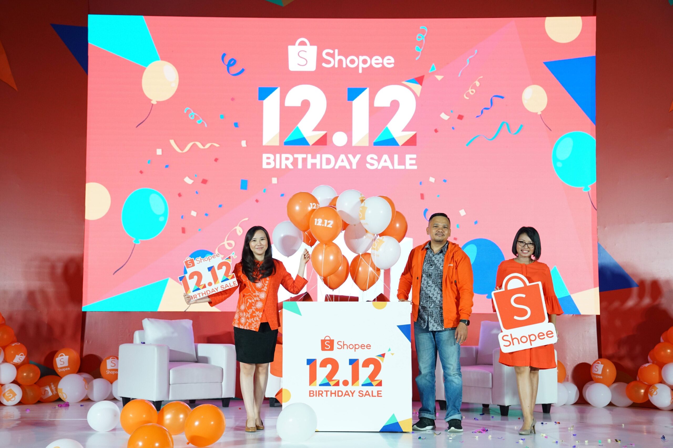 Ki Ka Christin Djuarto Direktur Shopee Indonesia Sandy Susanto Pemilik Toko @hopylovy di Shopee Rebecca Perwakilan Pengguna Pertama Shopee scaled