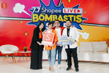 Fuji dan Raffi Ahmad Bagikan Pengalaman Seru Belanja Live Shopping