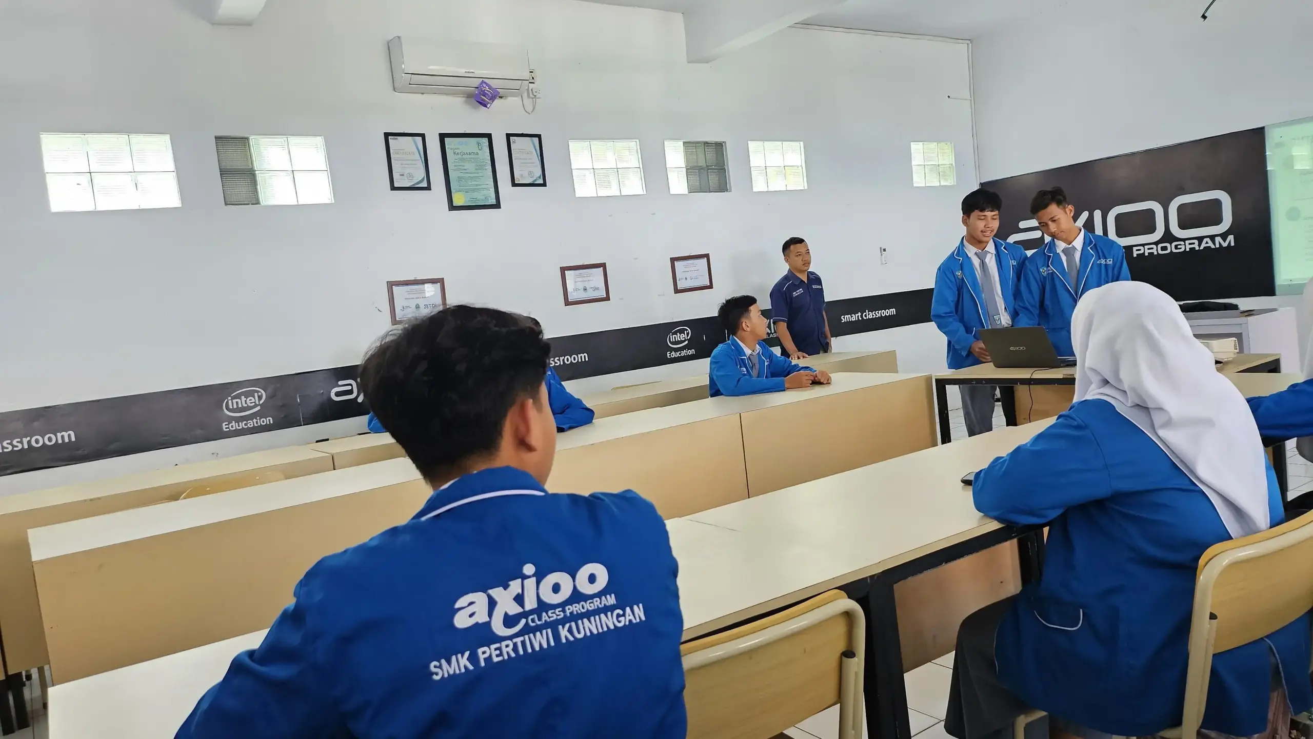 Siswa Axioo Class Program 