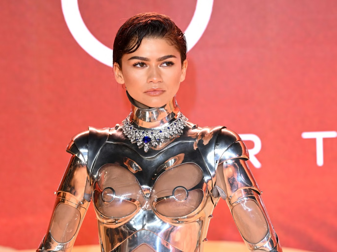 Begini Tampang Zendaya Kalau Jadi Robot