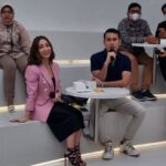 Nikita Willy dan Arifin Putra Terkesima dengan Desain OPPO Reno8 T