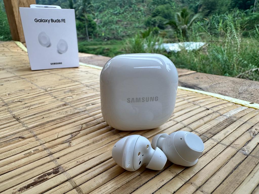 galaxy buds fe