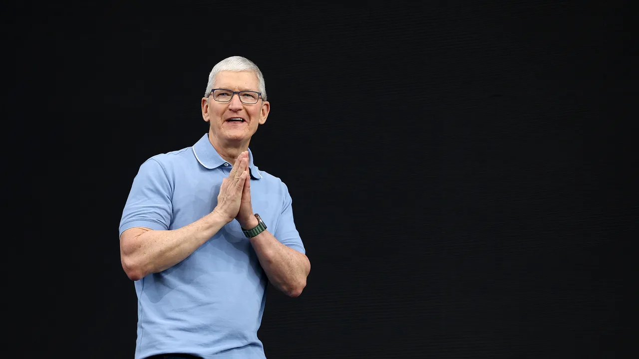 Ceo Apple Tim Cook Datang Ke Indonesia